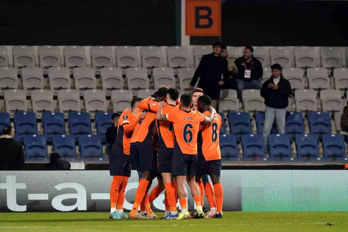 Başakşehir, Heidenheim'ı 2-0 Geçti
