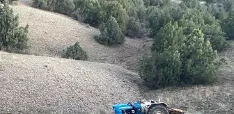 Traktör Devrildi: Sürücü Hayatını Kaybetti