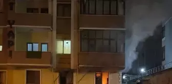 Karabük'te Apartman Yangını: 2 Kişi Hastaneye Kaldırıldı