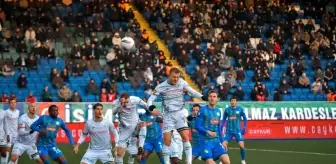 Çaykur Rizespor, Konyaspor'u 1-0 Önde Tamamladı