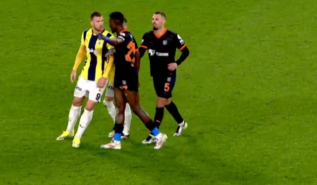 Incident in the Fenerbahçe match: He head-butted, received a red card