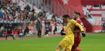 Onvo Antalyaspor İlk Yarının Sonunda Öne Geçti