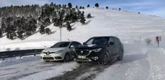 Ardahan'da Yoğun Kar Ulaşımı Aksattı