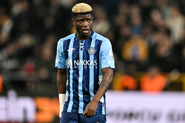 Beşiktaş, Adana Demirspor'a deplasmanda 2-1 mağlup oldu Beşiktaş, Adana Demirspor'a deplasmanda 2-1 mağlup oldu