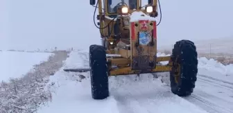 Kayseri'de Karla Mücadele: 122 Mahalle Yolu Ulaşıma Açıldı