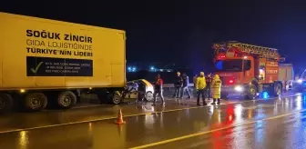 Samsun'da Tıra Çarpan Otomobilin Sürücüsü Hayatını Kaybetti