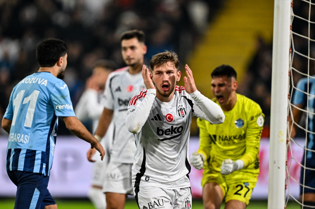 Hüseyin Yücel, canlı yayında Beşiktaş'ın yaptığı transferi açıkladı