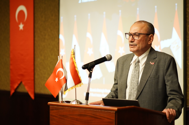 Kahire'deki Türkiye-Mısır İş Zirvesi büyük ilgi gördü