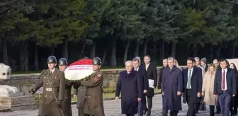 Kamu Başdenetçisi Mehmet Akarca Anıtkabir'i Ziyaret Etti