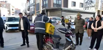 Edirne'de Motosiklet ile Otomobil Çarpıştı: 1 Yaralı