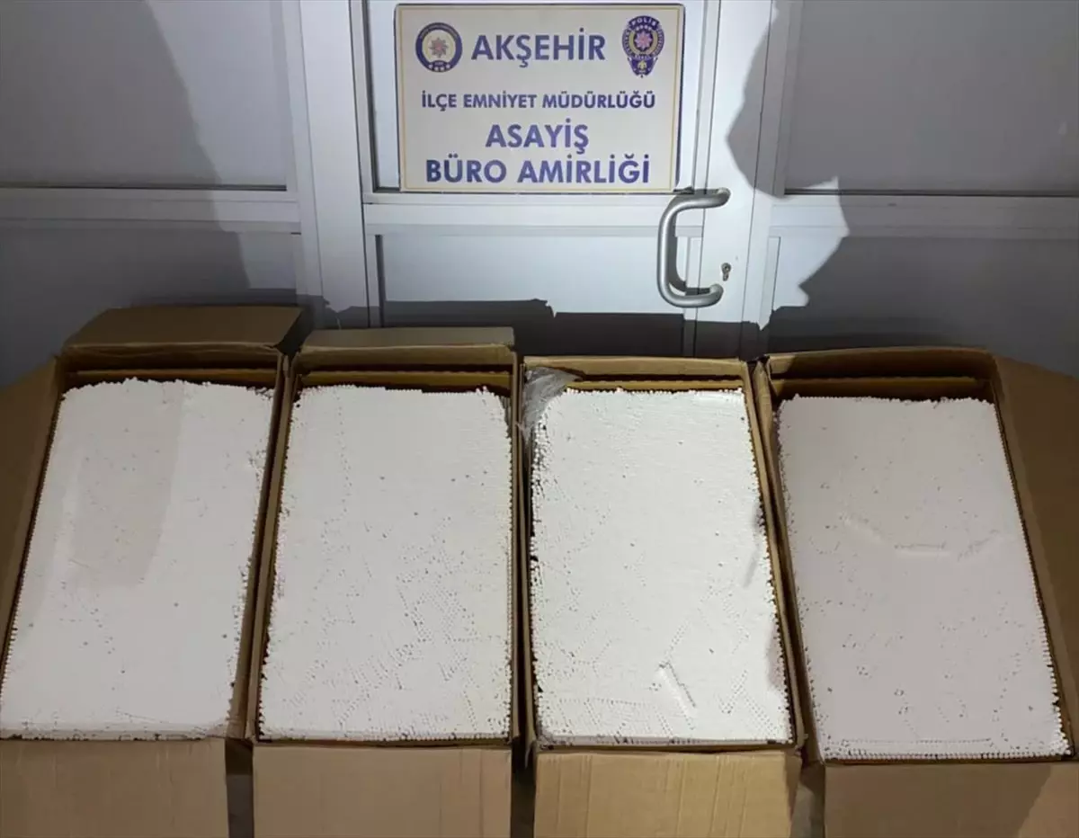 Akşehir'de 92 Bin Kaçak Sigara Ele Geçirildi