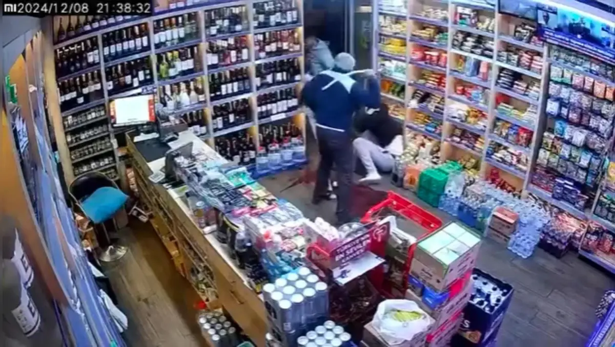 Sarıyer'de Tekel Bayisine Saldırı: Sahte İçki İddiası