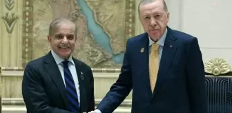 Cumhurbaşkanı Erdoğan, Pakistan Başbakanı Şerif İle Görüştü