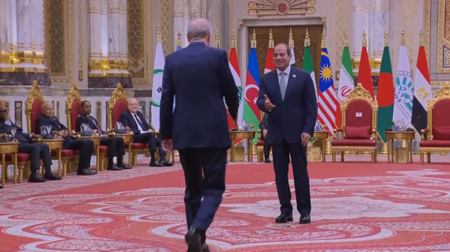 Erdoğan Traveled to Egypt for the D-8 Summit and Was Welcomed as the Last Leader