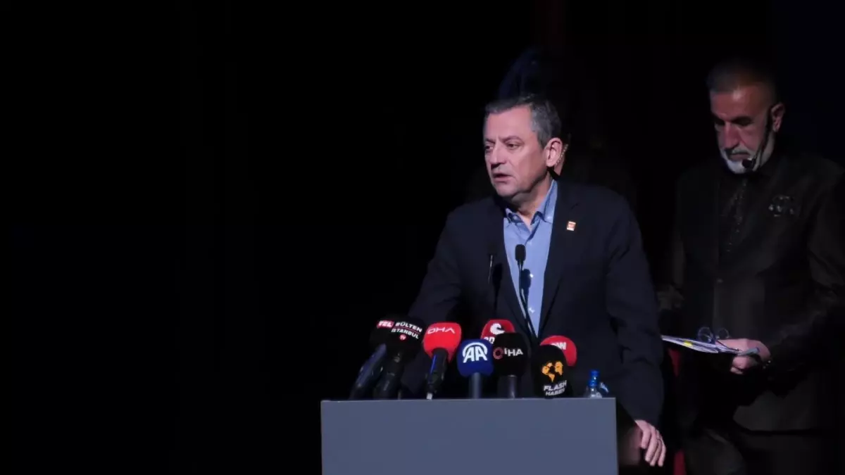 Özgür Özel, Yarbay Ali Tatar'ı Anma Programında: "En Tepedeki Failler Gün Gelecek, Her Biri Adalet Önünde Teker Teker Hesap Verecekler"