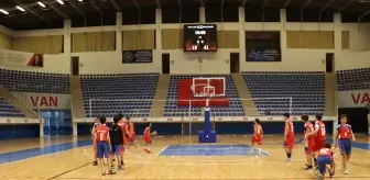 Van'da Ortaokullar Arası Basketbol Şampiyonası Düzenlendi