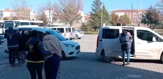 Aksaray'da Kart ile Hırsızlık Yapan Üç Kadın Tutuklandı