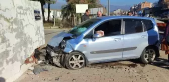 Ödemiş'te Trafik Kazası: 2 Yaralı