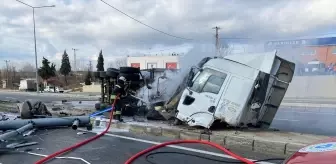 Malkara'da Tır Kazası: Yangın İtfaiye Ekipleri Tarafından Söndürüldü