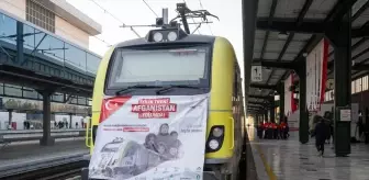 Yardım malzemeleri taşıyan 'İyilik Treni'nin 21'incisi Afganistan'a hareket etti