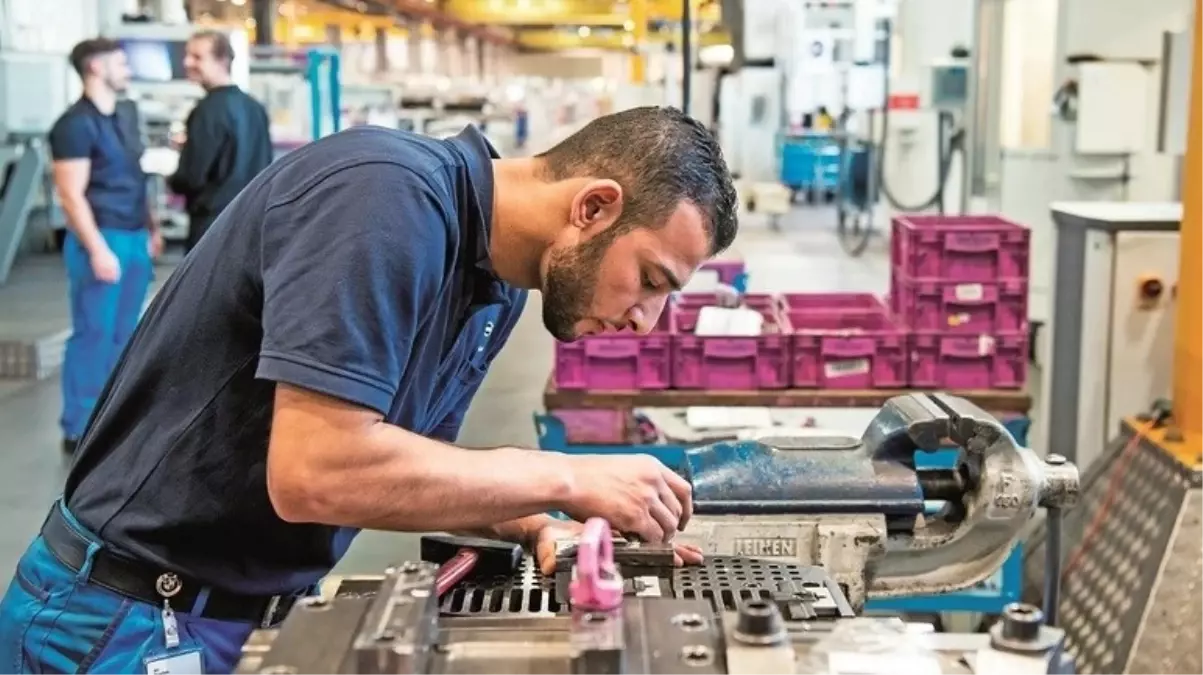 Almanya'da işten çıkarılacak kişi sayısı öyle böyle değil