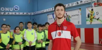 Ertuğrul Yılmaz, Hokey Ümit Milli Takımı Aday Kampına Davet Edildi