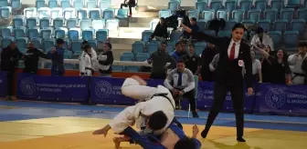 Gümüşhane'de Gençler Judo Grup Müsabakaları Başladı