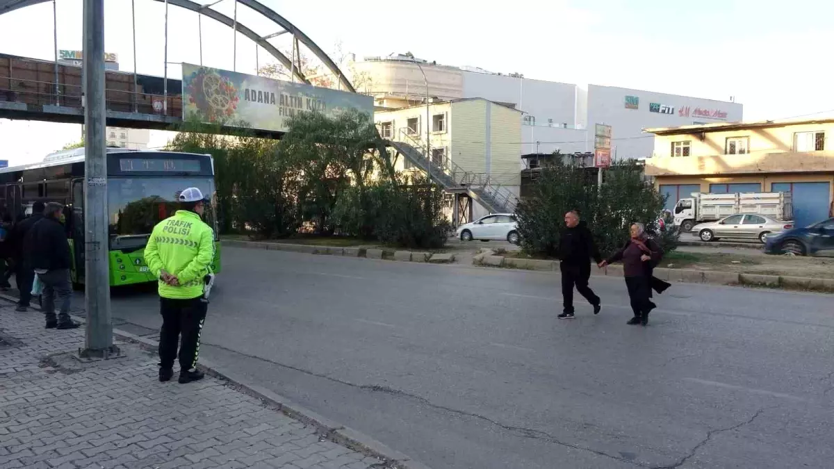 Üst Geçidi Kullanmayarak Trafiği Tehlikeye Soktu, Cezadan Kurtulamadı