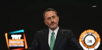 Fahrettin Altun'dan Deniz Yücel'e Yanıt: 'Milli İradeye Soytarı Demek Sizin Haddiniz Değil'