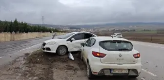 İnegöl'de Trafik Kazası: 4 Yaralı