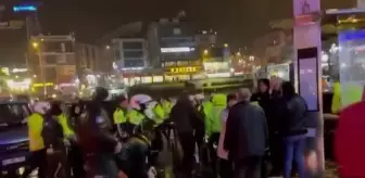 Çekmeköy'de ekip otosuna çarpan alkollü sürücü ve yakınları polise saldırdı