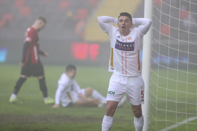 Gaziantep-Antalyaspor maçı kaç kaç bitti? GAZİANTEP ANTALYASPOR maç özeti! Golleri kimler attı?