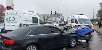 Gaziantep'te Trafik Kazası: 1 Ölü, 1 Yaralı