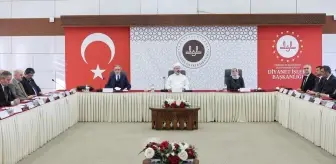 Diyanet İşleri Başkanı Erbaş: Çocuklarımızı Geleceğe Hazırlamak İçin Çalışıyoruz