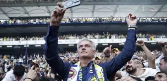 Fenerbahçe Teknik Direktörü Jose Mourinho Safra Kesesi Ameliyatı Oldu