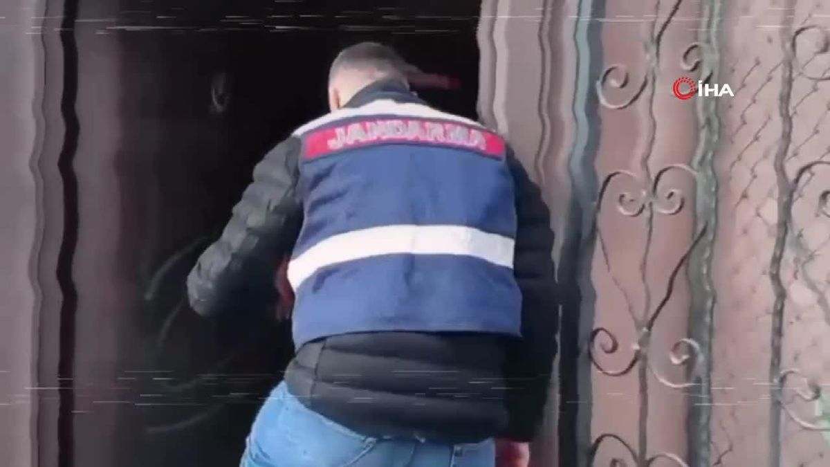 'Çengel-13' Operasyonunda 10 Bin 600 Litre Sahte Alkol Ele Geçirildi