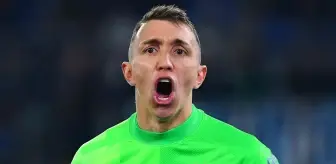 Muslera'dan ayrılık sorusuna flaş yanıt: Sezon sonu görüşürüz