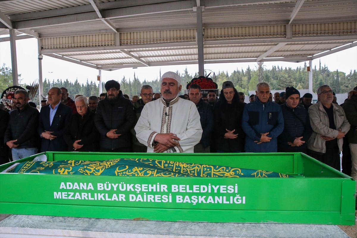 Murat Kekilli'nin Annnesi Sıdıka Kekilli Toprağa Verildi