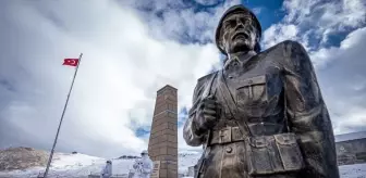 Erzurum'da 'Allahuekber Şehitleri' anıldı