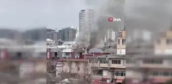 İstanbul Bahçelievler'de Matbaa Kalıbı Üreten İş Yerinde Yangın