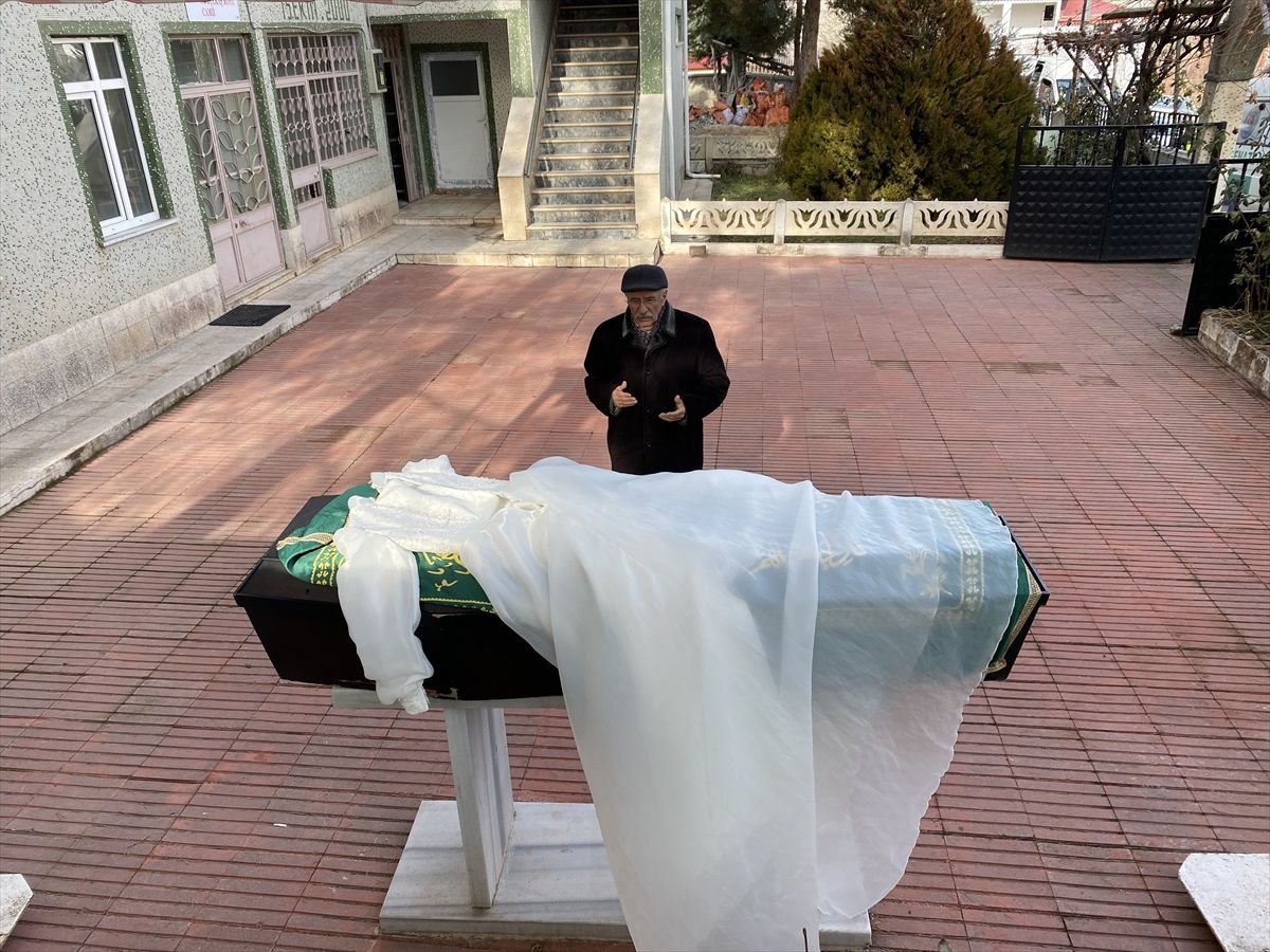 Suşehri'nde Kadın Cinayeti Şüphesi: Eş Gözaltında
