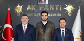 AK Parti İzmir'de Yerel Yönetim Sorunlarını Çözmeye Çalışıyor