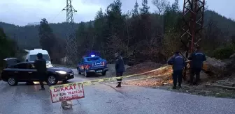 Bucak'ta Heyelan Riski Nedeniyle Yol Ulaşıma Kapandı