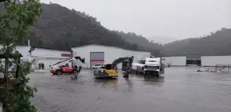 Muğla'da Sağanak Yağış ve Kar Etkili Oluyor