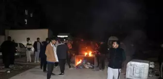 Şanlıurfa'da Elektrik Kesintisine Tepki: Sakinler Yolu Kapatıp Protesto Düzenledi