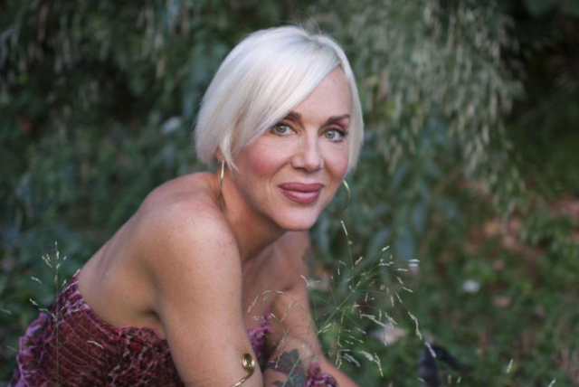 Maddi sıkıntı çeken ünlü oyuncunun kardeşi de sahte alkol kurbanı oldu Maddi sıkıntı çeken ünlü oyuncunun kardeşi de sahte alkol kurbanı oldu