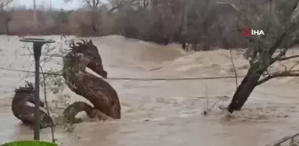 Manavgat'ta Şiddetli Yağışlar Hayatı Felç Etti