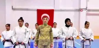 Siirt'te Kadına Yönelik Şiddetle Mücadele Etkinlikleri Devam Ediyor