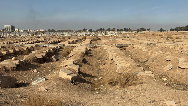 Mass graves where women are buried have been found in Syria