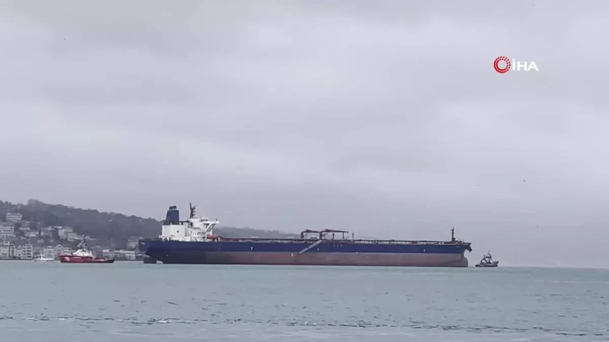 İstanbul Boğazı'nda Tanker Gemisi Arıza Yaptı